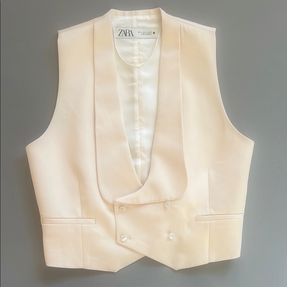 Zara Tops - Zara Cream Shawl Collar Vest sz M